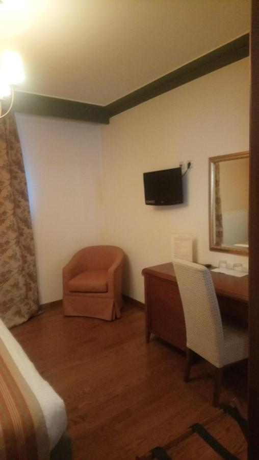 Hotel Pelasgos Karítaina Exteriör bild