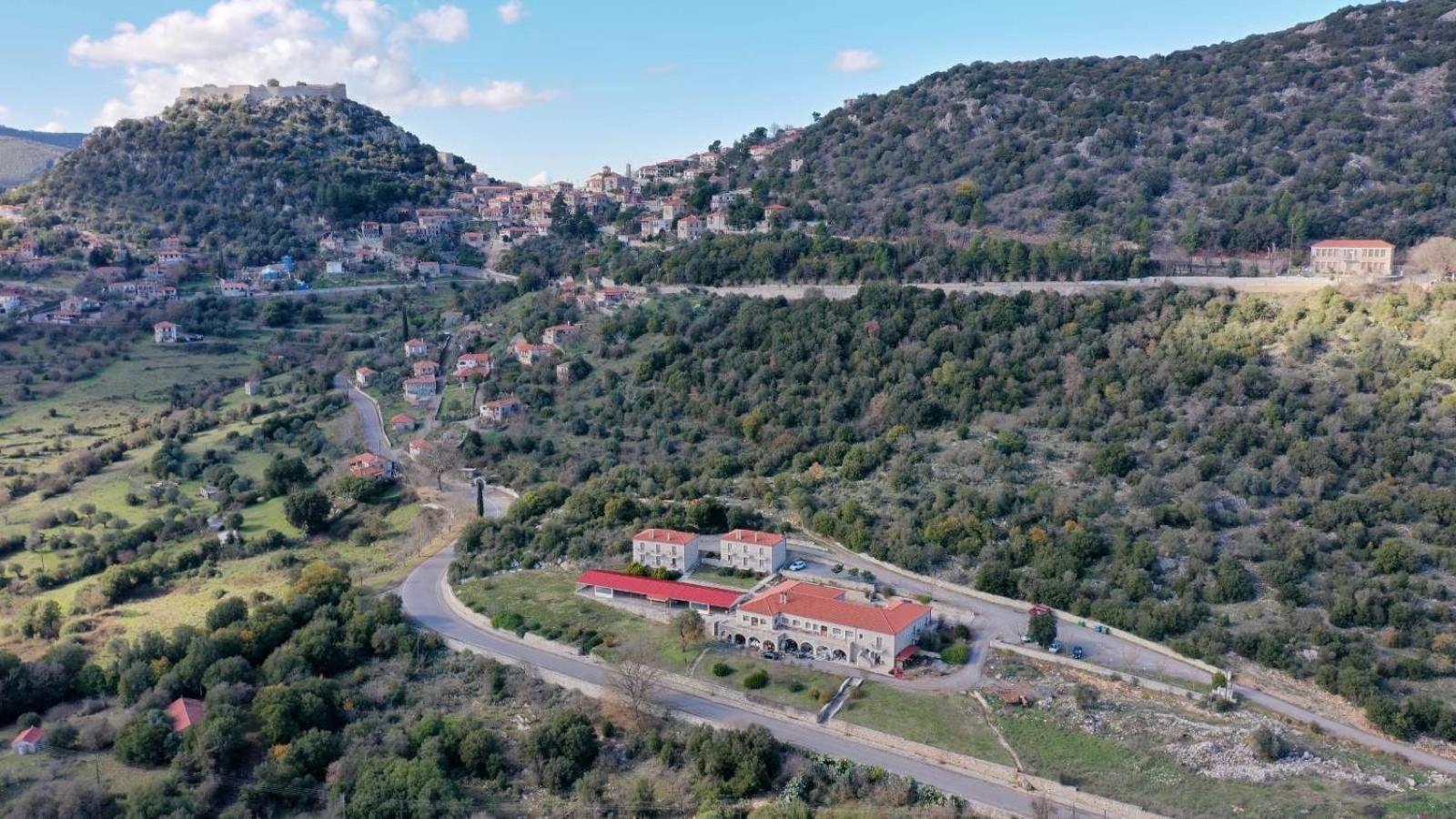 Hotel Pelasgos Karítaina Exteriör bild